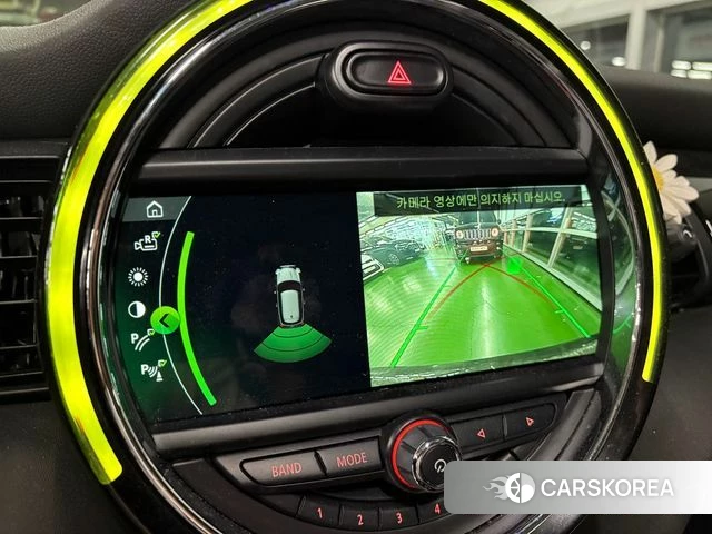 Mini Cooper 2018 Черный из Кореи, фото 2