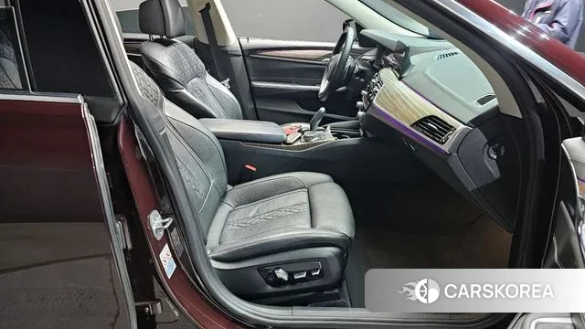 BMW 6 Series GT (G32) 2019 Коричневый из Кореи, фото 2