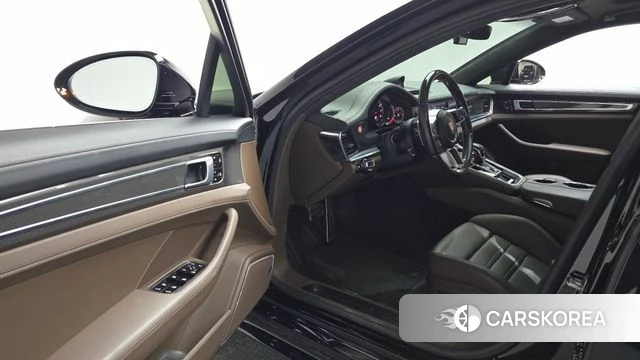 Porsche Panamera (971) 2020 Черный из Кореи, фото 2