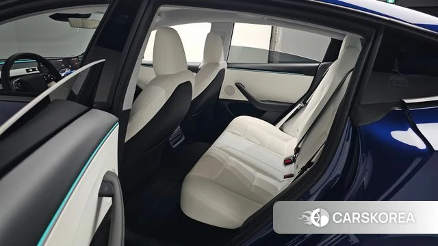 Tesla Model 3 2025 Синий из Кореи, фото 2