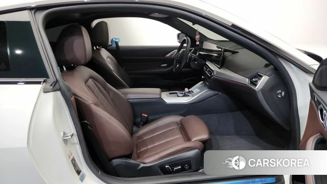 BMW 4 Series (G22) 2023 Белый из Кореи, фото 2