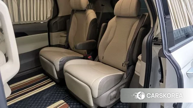 Kia Carnival 4th generation 2023 Белый из Кореи, фото 2
