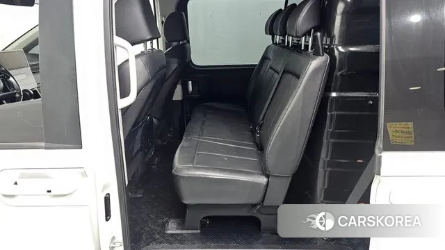 Hyundai Staria 2022 Белый из Кореи, фото 2