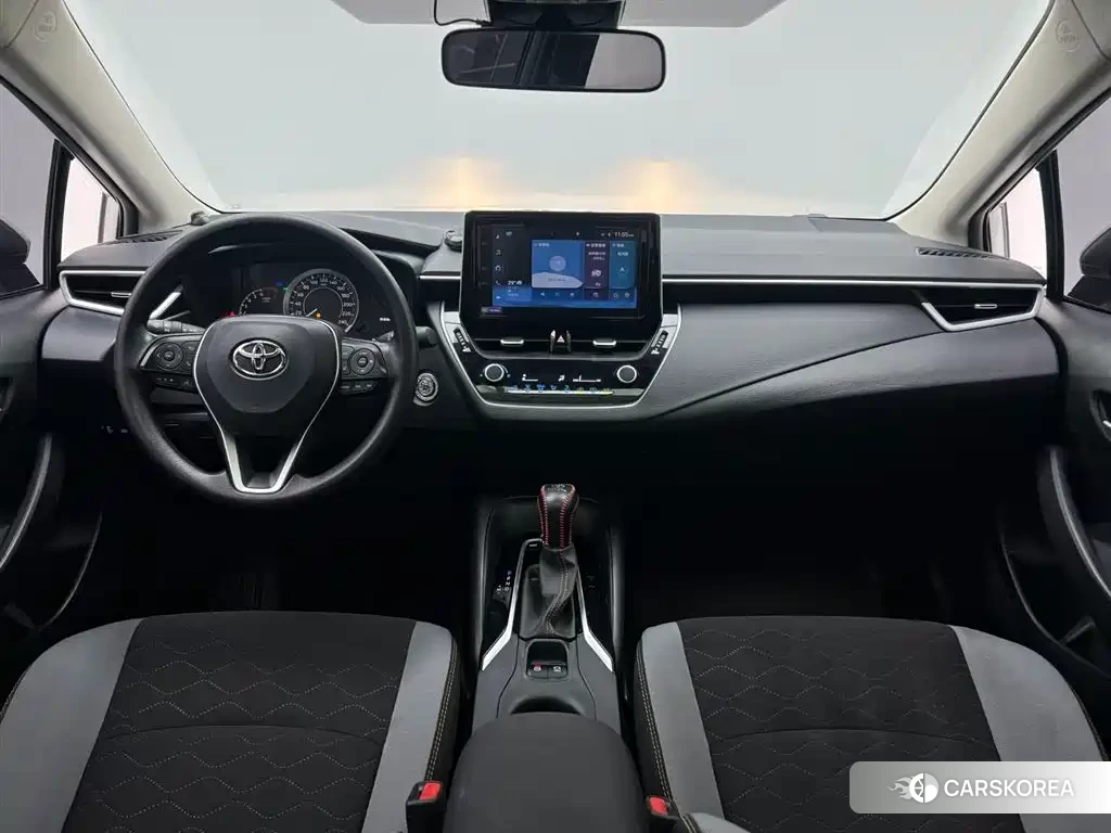 Toyota Corolla 2023 Silver/gray из Китая, фото 2