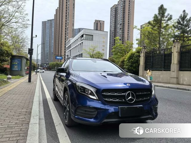 Mercedes-Benz GLA 2018 Синий из Китая, фото 2