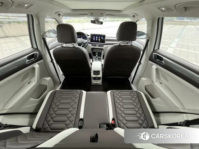 Volkswagen Tanyue X 2023 Белый из Китая, фото 2