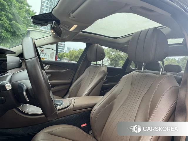 Mercedes-Benz E-class 2021 Черный из Китая, фото 2