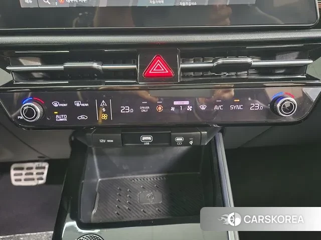 Kia Di Ol Nu Niro 2022 Белый из Кореи, фото 2