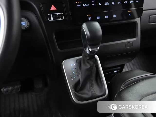 Hyundai Staria 2022 Черный из Кореи, фото 2