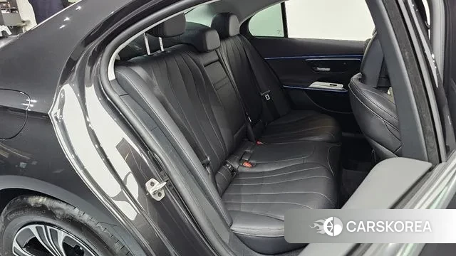 Mercedes-Benz E-Class W214 2024 Серый из Кореи, фото 2