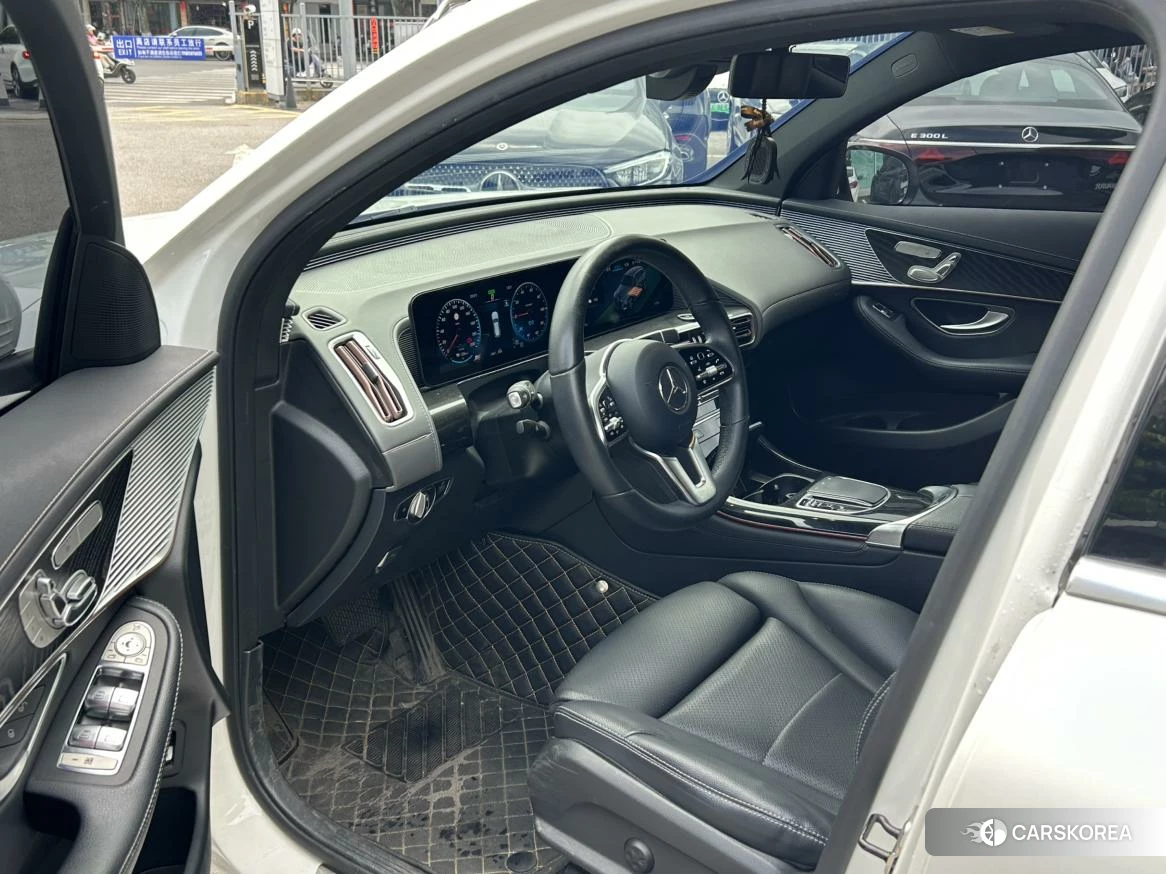 Mercedes-Benz EQC 2021 Белый из Китая, фото 2