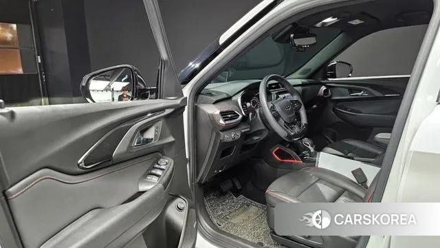 Chevrolet (GM Daewoo) Trailblazer 2023 Белый из Кореи, фото 2