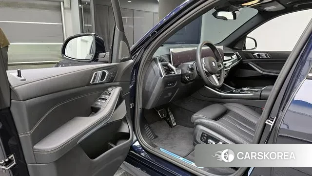 BMW X5 (G05) 2025 Черный из Кореи, фото 2