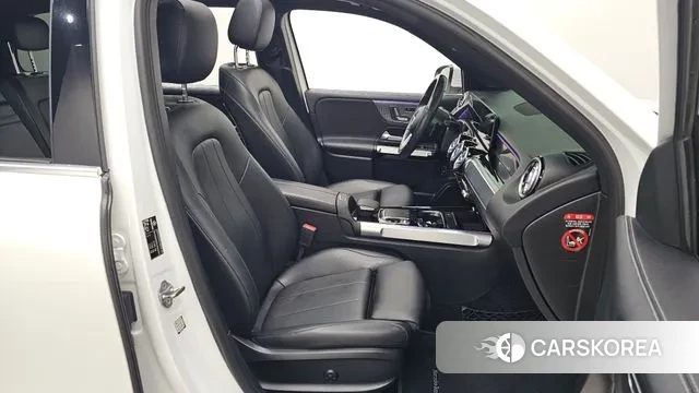 Mercedes-Benz GLB-Class X247 2020 Белый из Кореи, фото 2