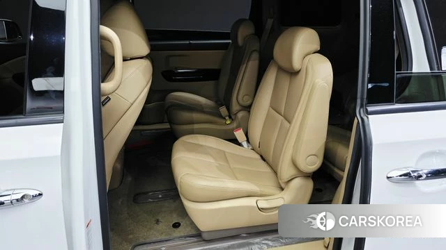 Kia The New Carnival id 4458931 из Кореи 2
