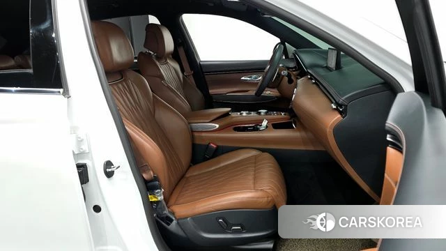 Genesis GV70 2021 Белый из Кореи, фото 2