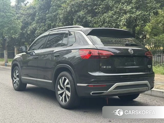 Volkswagen Tanyue 2020 Темно-серый из Китая, фото 2