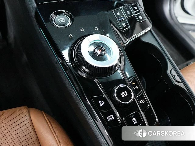 Kia Sportage 5th Generation 2024 Белый из Кореи, фото 2
