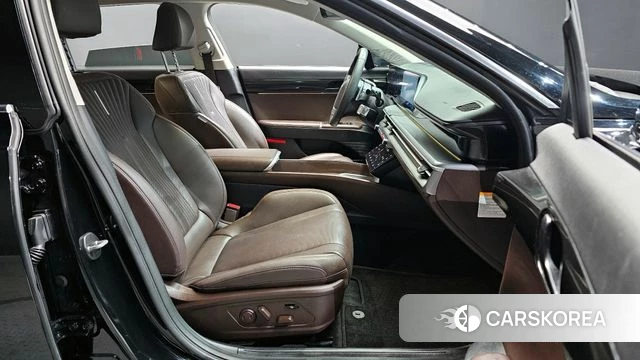 Hyundai Grandeur Hybrid (GN7) 2023 Черный из Кореи, фото 2