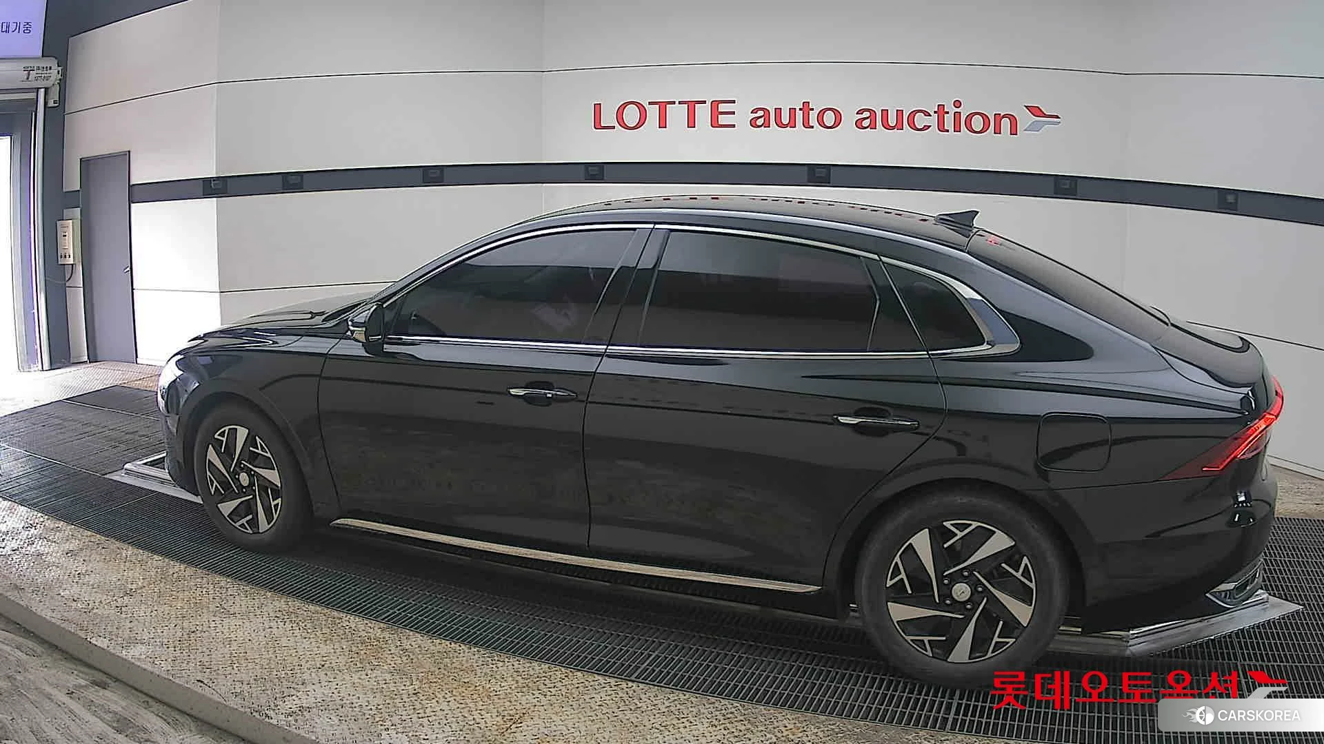 Hyundai Grandeur Hybrid 2021 Midnight Black из Кореи, фото 2