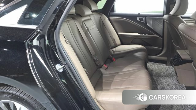 Kia K8 Hybrid 2022 Черный из Кореи, фото 2