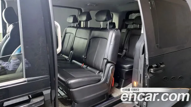 Hyundai Staria 2022 Черный из Кореи, фото 2