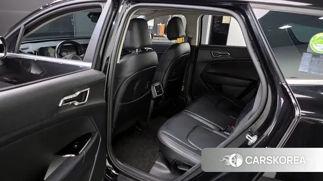 Kia Sportage 5th Generation 2021 Черный из Кореи, фото 2