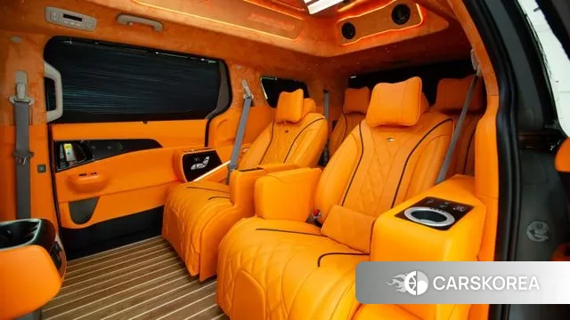 Kia The New Carnival 4th Generation 2025 Серебристо-серый из Кореи, фото 2