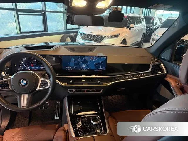 BMW X5 (G05) 2025 Черный из Кореи, фото 2