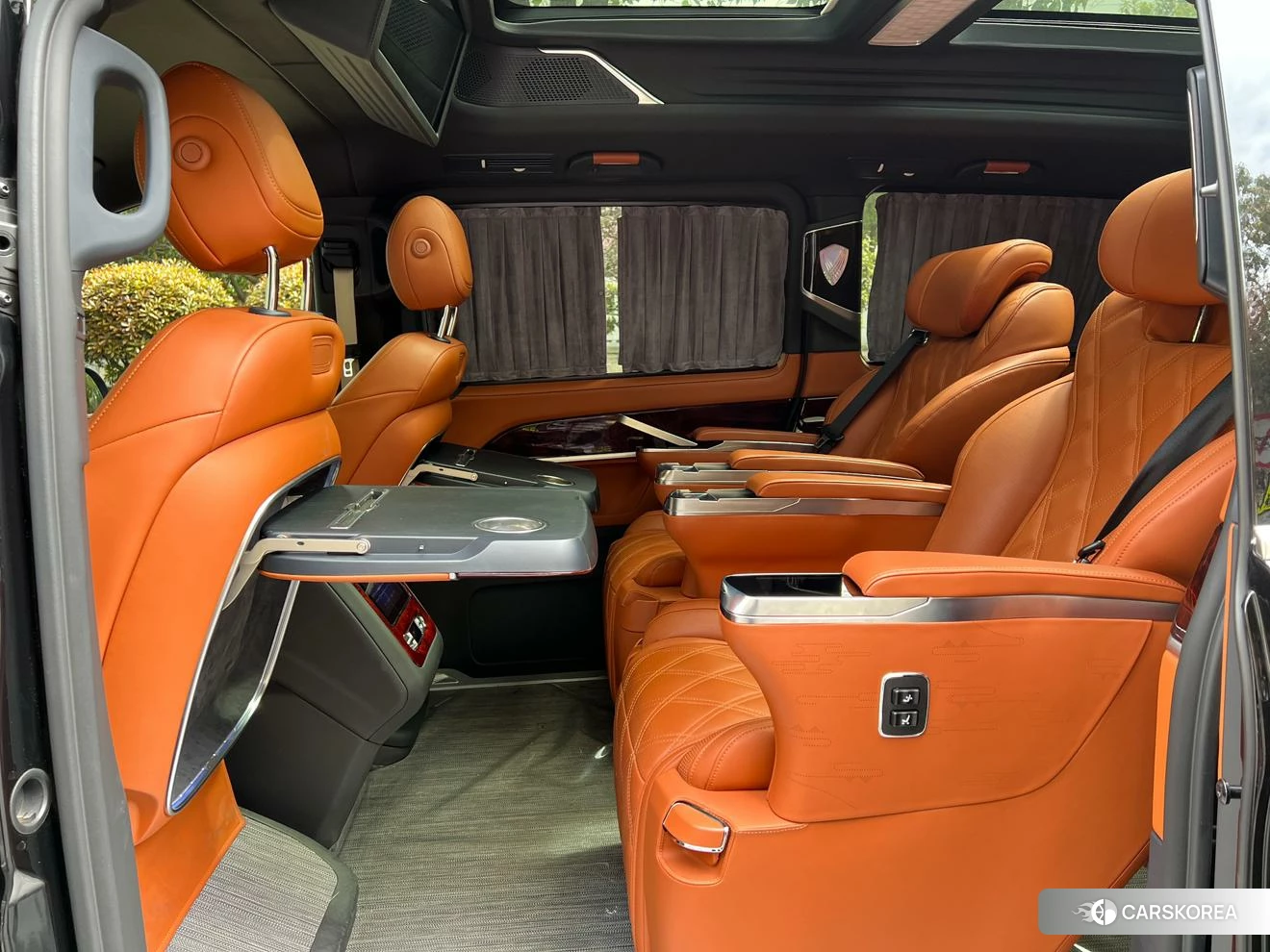 Mercedes-Benz V-class 2022 Черный из Китая, фото 2