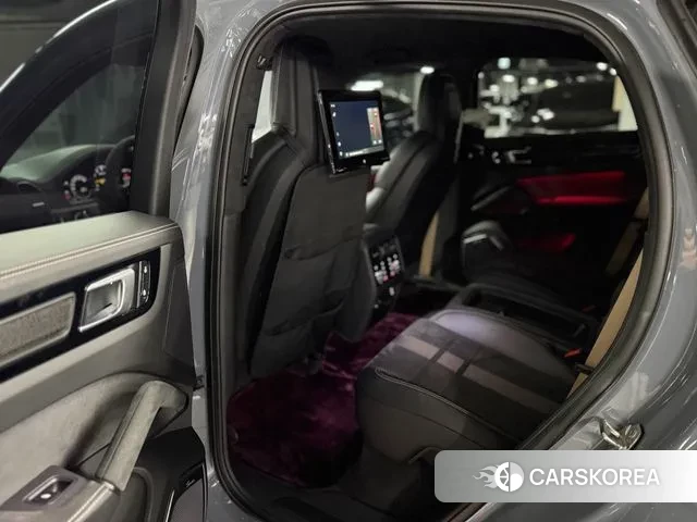 Porsche Cayenne (PO536) 2023 Серый из Кореи, фото 2