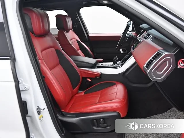 Land Rover Range Rover Sport 2nd Generation 2018 Белый из Кореи, фото 2