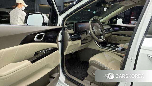 Kia Carnival 4th generation 2022 Белый из Кореи, фото 2