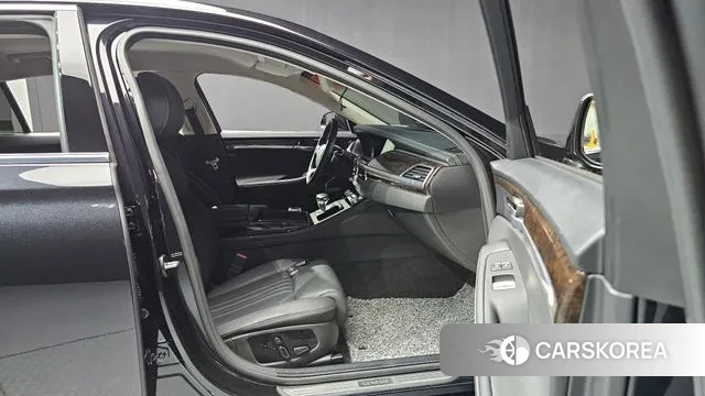 Genesis G90 2021 Черный из Кореи, фото 2