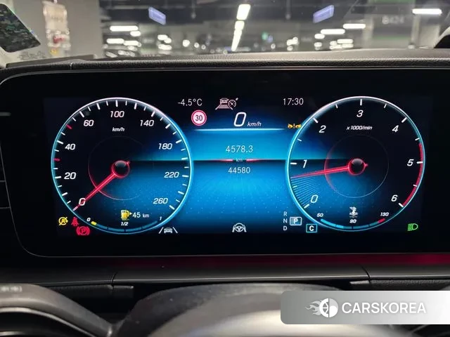 Mercedes-Benz GLE-Class W167 2023 Белый из Кореи, фото 2