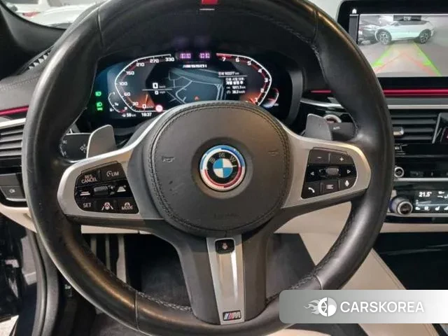 BMW 5 Series (G30) 2021 Черный из Кореи, фото 2