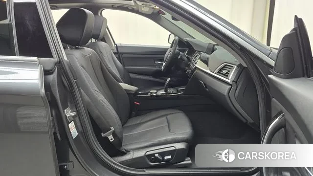 BMW 3 Series GT (F34) 2020 Серый из Кореи, фото 2