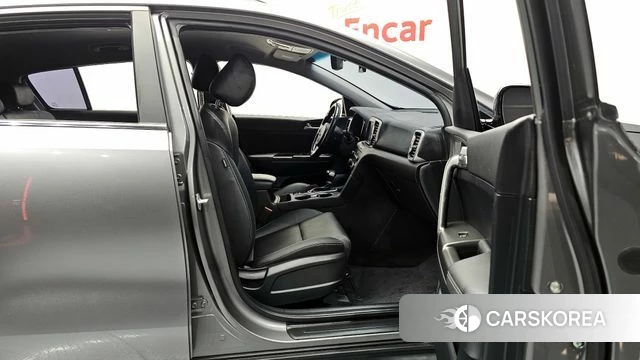 Kia Sportage 4th Generation 2018 Серый из Кореи, фото 2