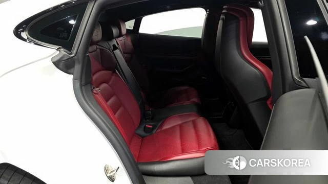 Porsche Taycan 2021 Белый из Кореи, фото 2