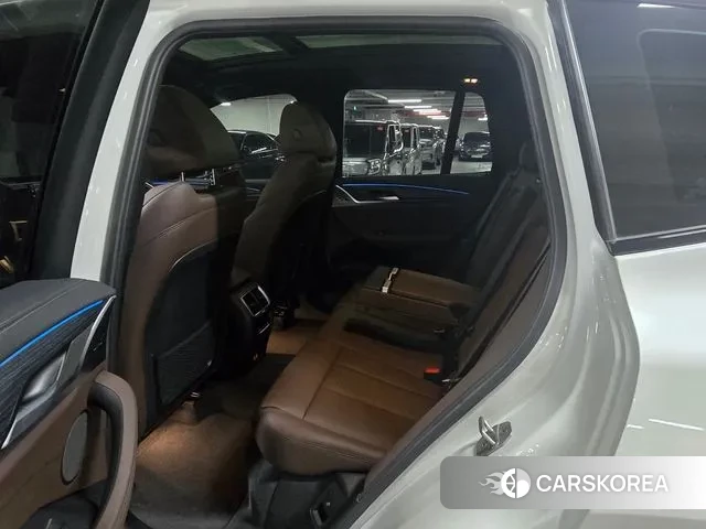 BMW iX3 2023 Белый из Кореи, фото 2