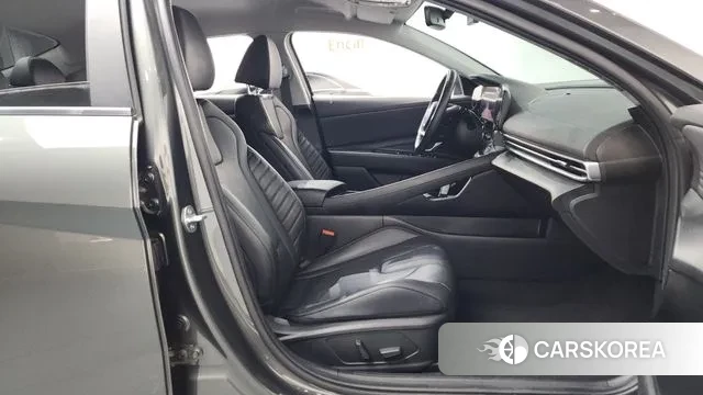 Hyundai The New Avante (CN7) 2023 Серый из Кореи, фото 2