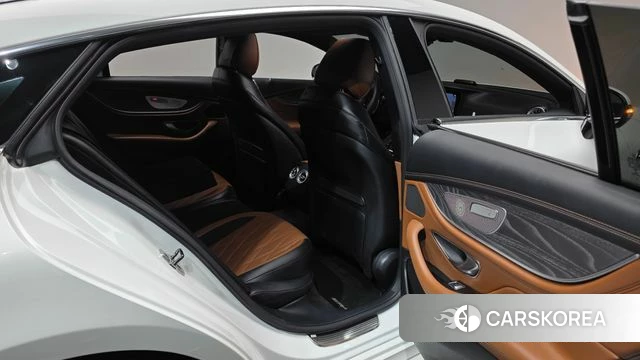 Mercedes-Benz AMG GT 2023 Белый из Кореи, фото 2