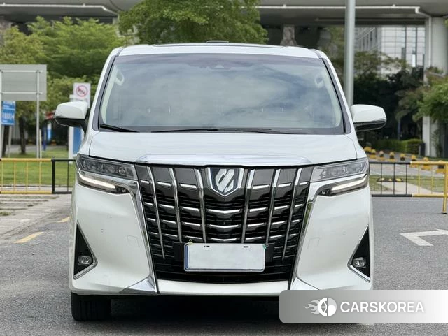 Toyota Elfa 2022 Белый из Китая, фото 2