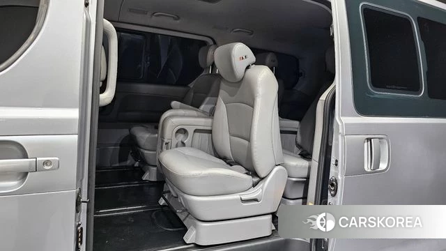 Hyundai The New Grand Starex 2019 Серебряный из Кореи, фото 2