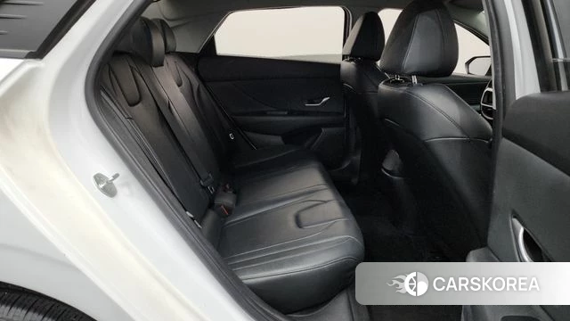 Hyundai Avante (CN7) 2021 Белый из Кореи, фото 2