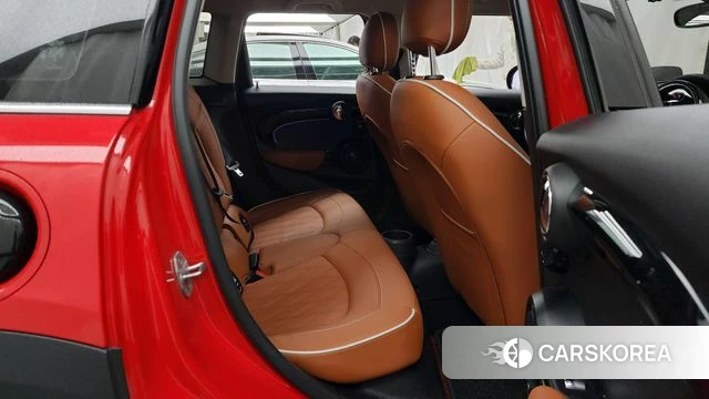 Mini Cooper S 2023 Красный из Кореи, фото 2