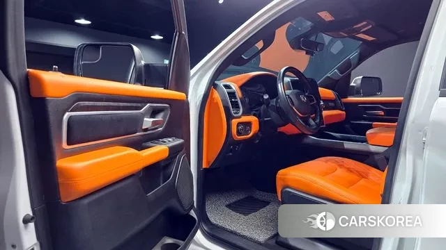 Dodge Lampicup 2020 Белый из Кореи, фото 2