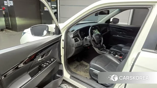 Ssangyong Beautiful Korando 2020 Жемчужный цвет из Кореи, фото 2