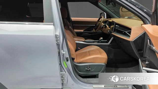 Ssangyong Torres 2022 Серебристо-серый из Кореи, фото 2