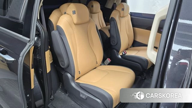 Kia Carnival 4th generation 2023 Серый из Кореи, фото 2